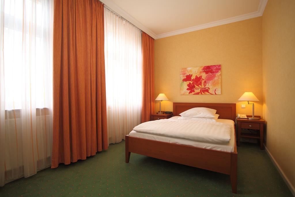 מלון המבורג Alster-Hof מראה חיצוני תמונה